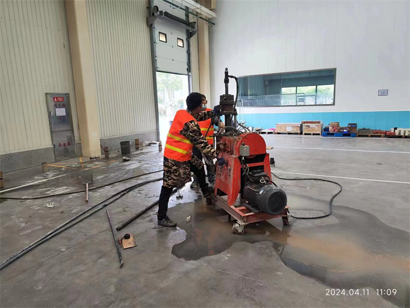 渝北厂房地面下沉塌陷注浆加固施工